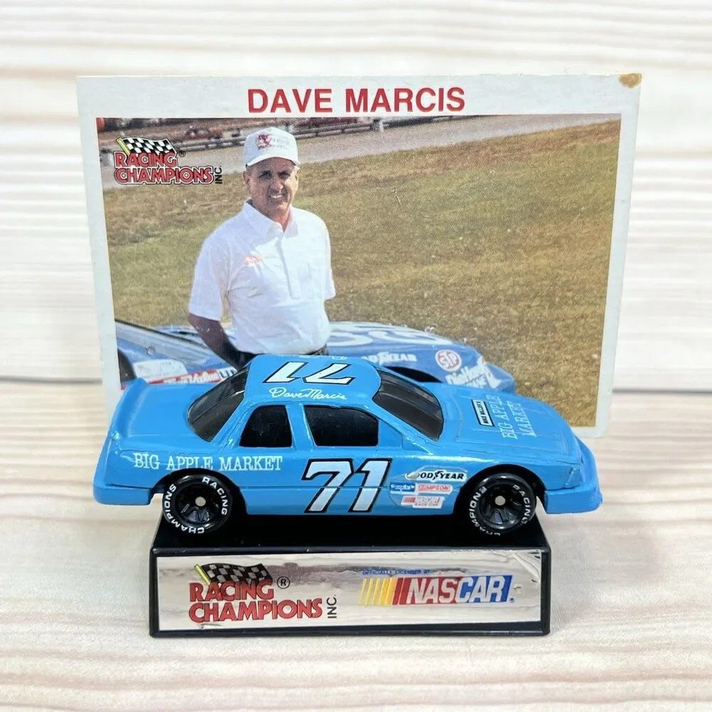 VTG Racing Champions 1/64 NASCAR 1995 Diecast Lot of 6 w/Stand & Collectors Card